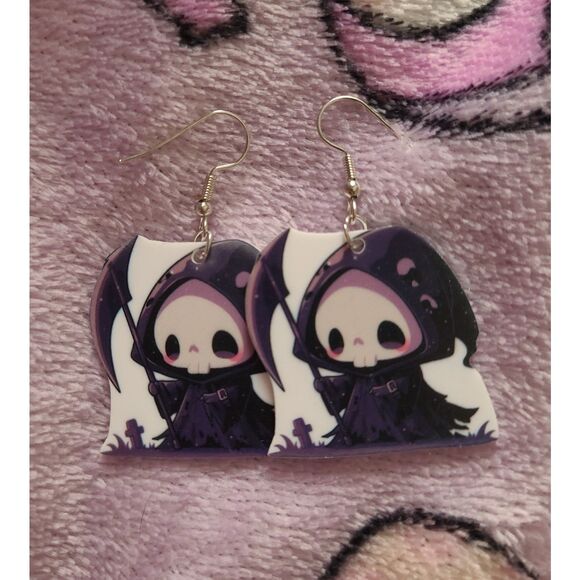 Cutecore Kawaii Grim Reaper Drop Statement Piece Earrings Spirit Halloween Kids - Picture 2 of 3